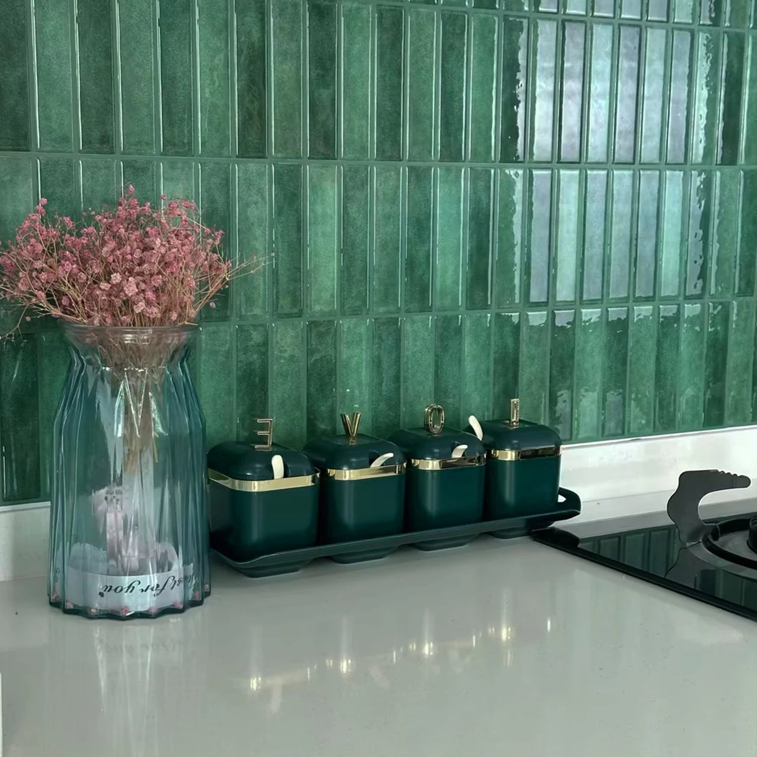 10 PCS Waterproof & Anti-Oil Peel-and-Stick Wall Tiles