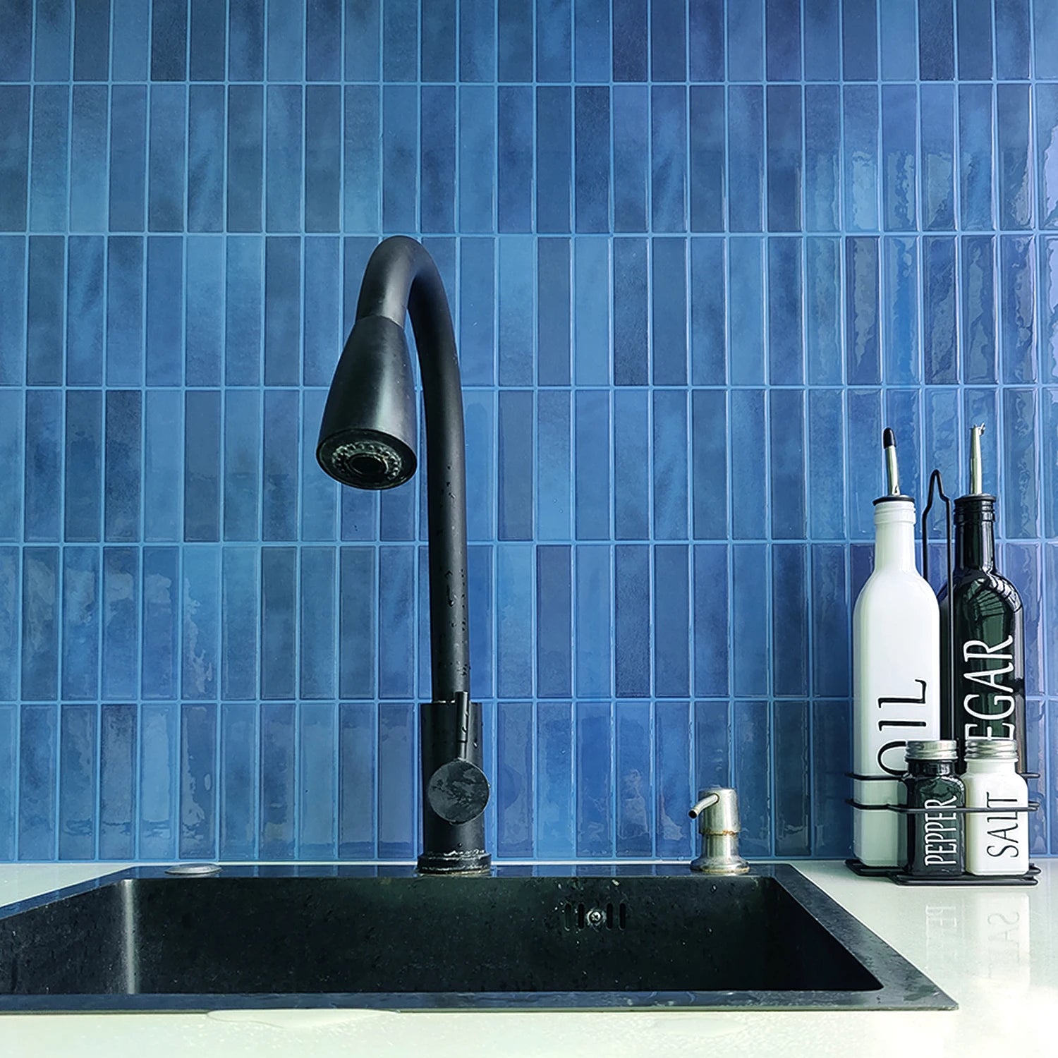 10 PCS Waterproof & Anti-Oil Peel-and-Stick Wall Tiles